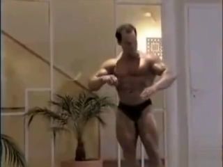 Culo Francis Benfatto - Muscle posing! Cocksuckers - 1