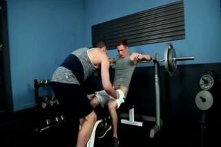 Gay Twinks Muscle barebacking cutie at gym Gay Natural - 1
